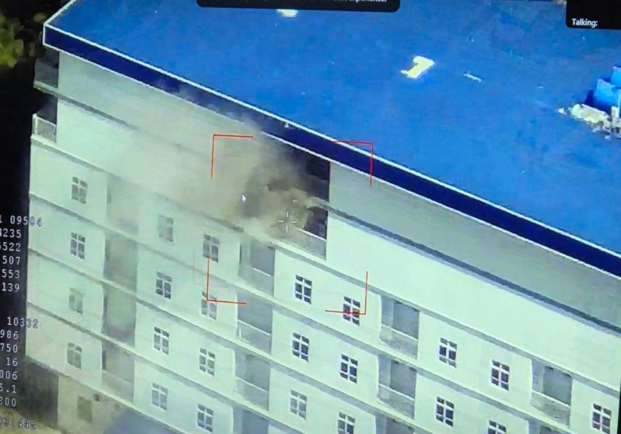 摧毁2栋骗子团伙大楼，柬埔寨使用其作为狙击手据点