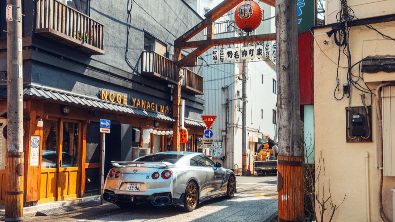 NISSAN GT-R R35：哥斯拉永不消亡！