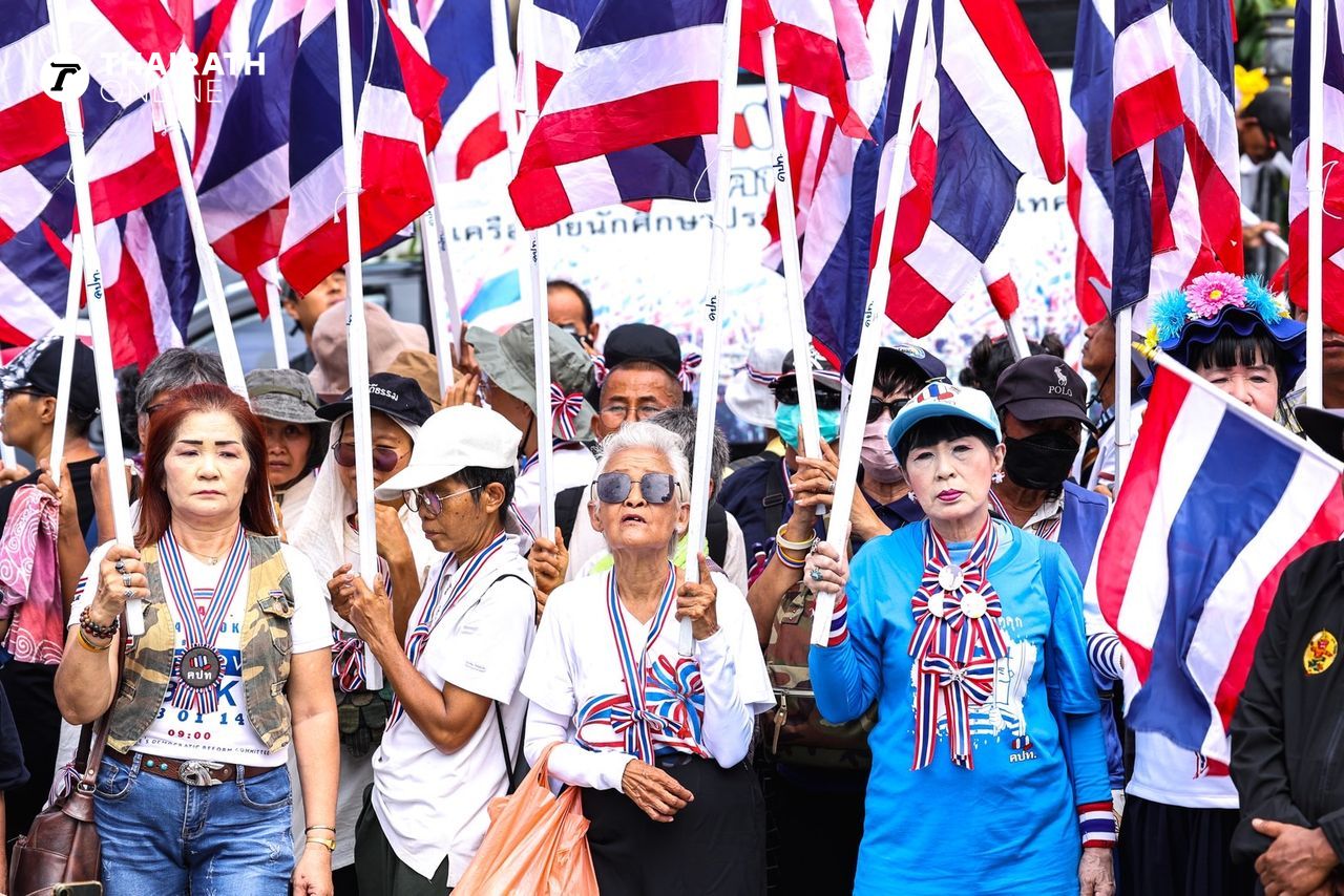 抗议者袭击外交部，要求向联合国提交抗议柬埔寨铺设地雷