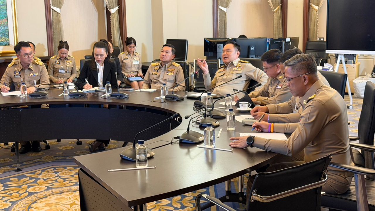 总理召开7个边境省省长会议，全力保护公众安全