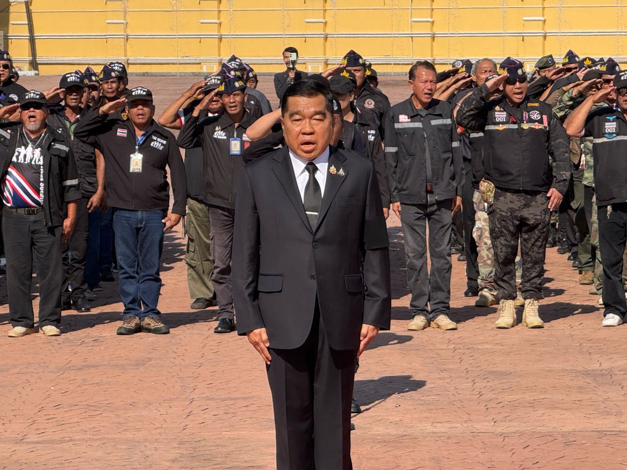 超过500名退役军人签署志愿在前线作战，“小大”强调停火，如果柬埔寨撤退