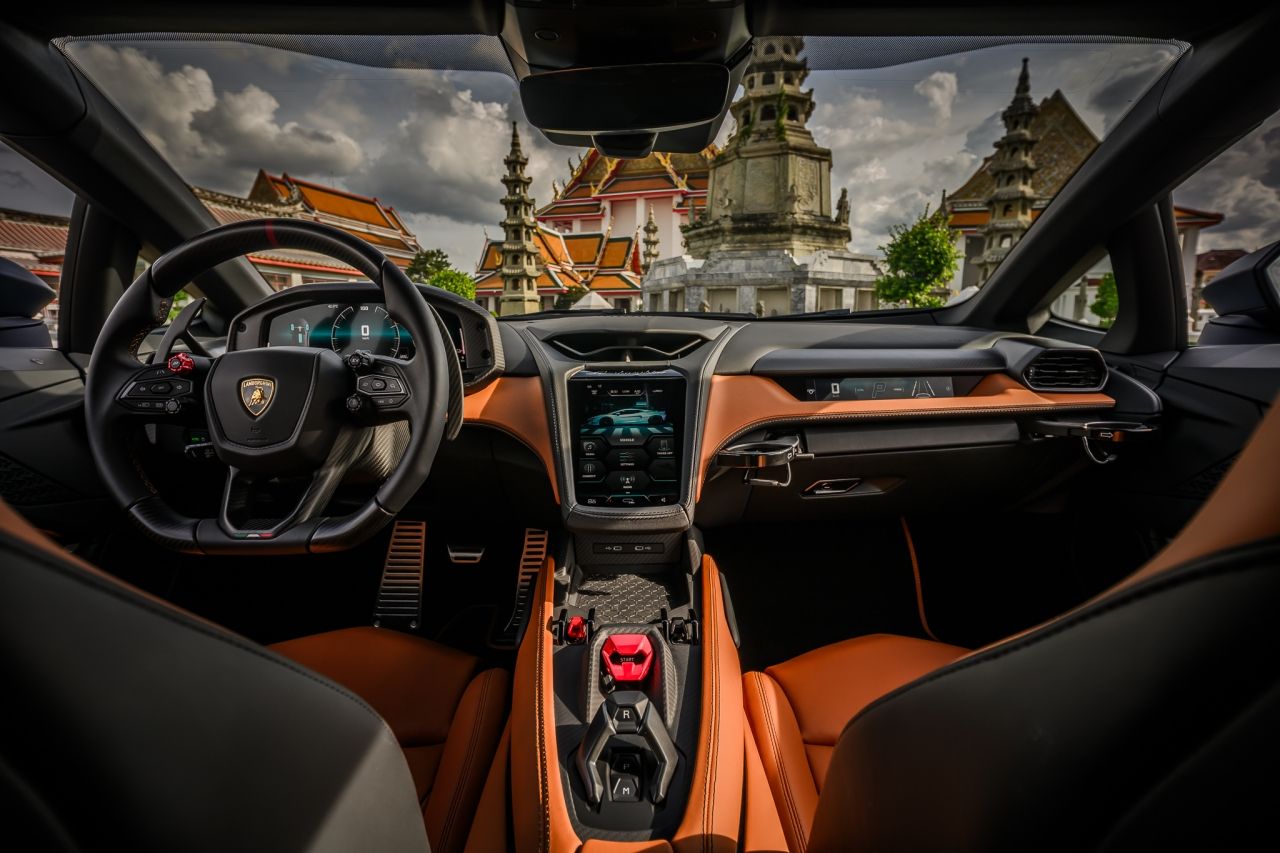 Lamborghini Temerario 混合动力超级跑车，920 马力，起价 2376 万
