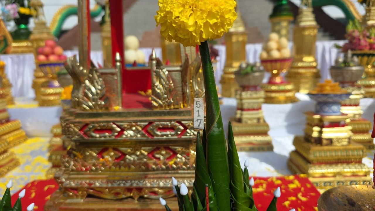 祭奠“鲁昂浦石拉”肖像雕塑四周年，香点出本期幸运号码