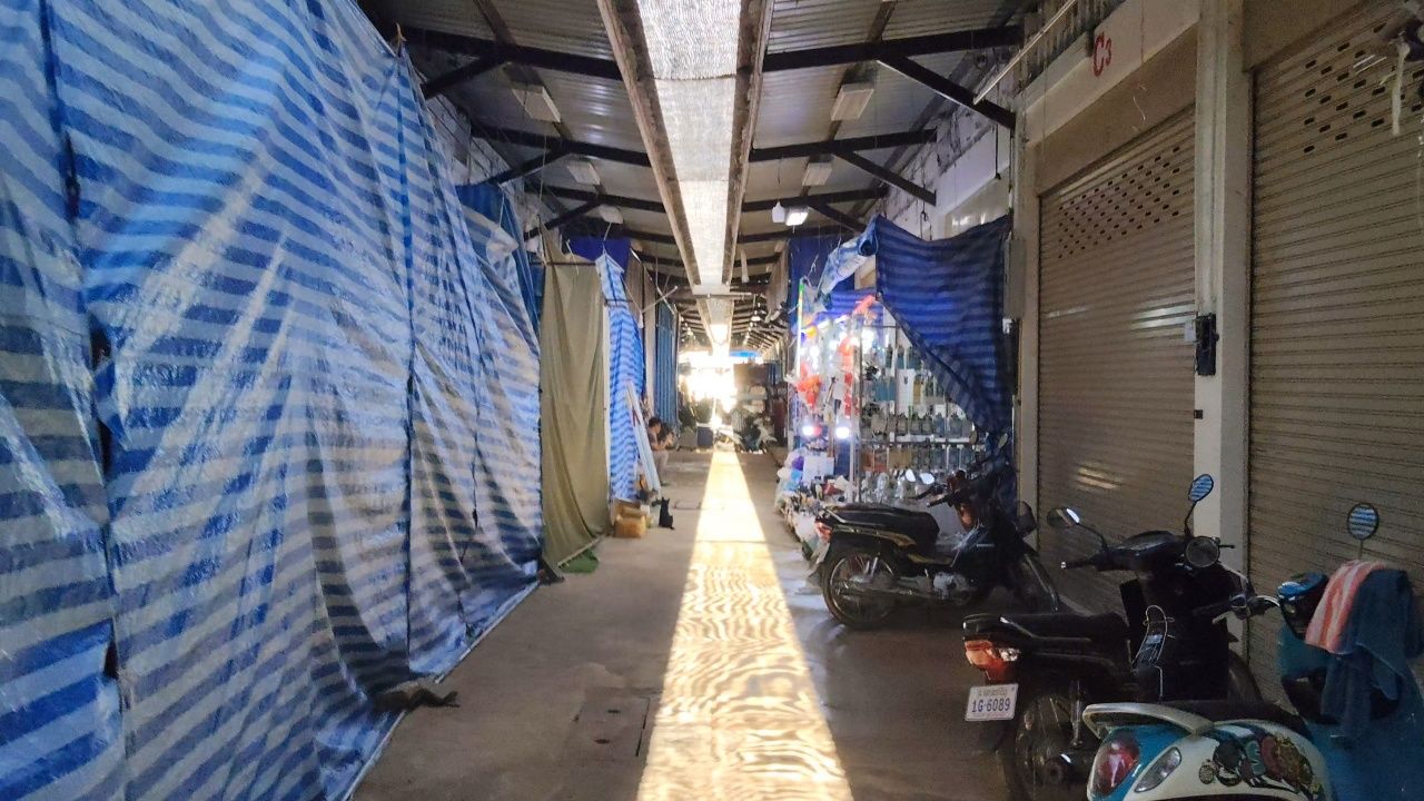 担心战争爆发，素林府Gabzhen区边境紧急改建和建设避难所