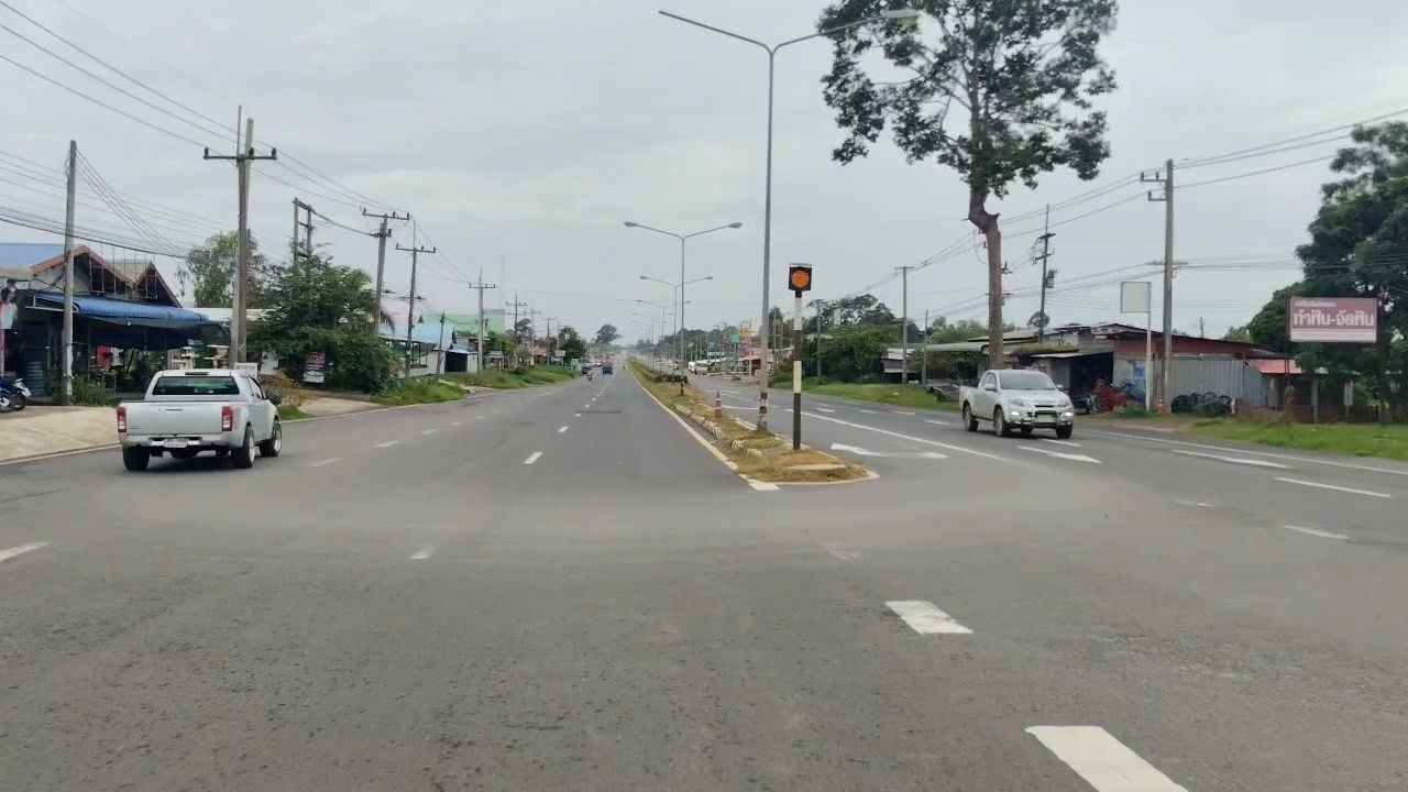 拘捕柬埔寨男子骑摩托车拍摄疏散区，疑为间谍提供坐标给柬方