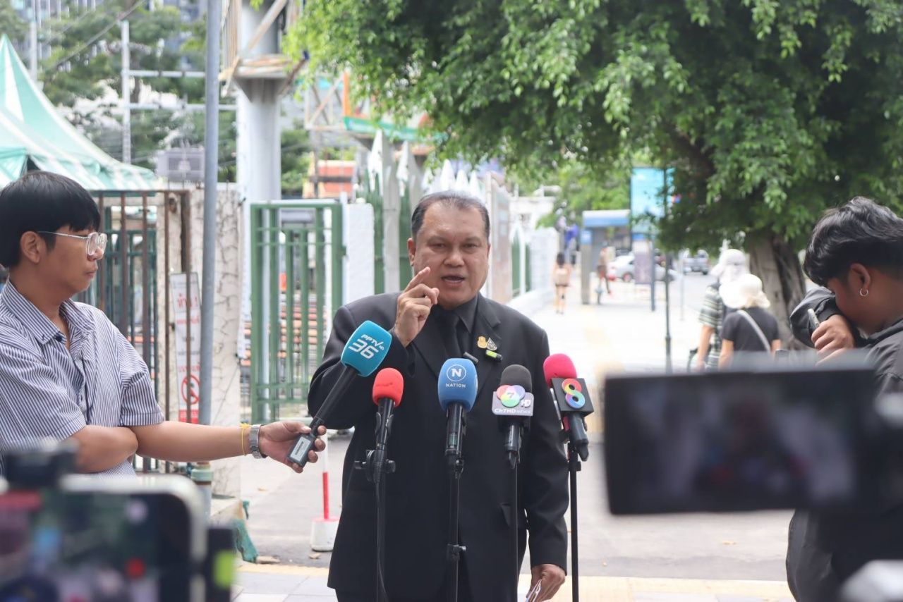 “สนธิญา” 要求调查“กันจอมพลัง”基金捐款超过2亿和彩票配额20万张