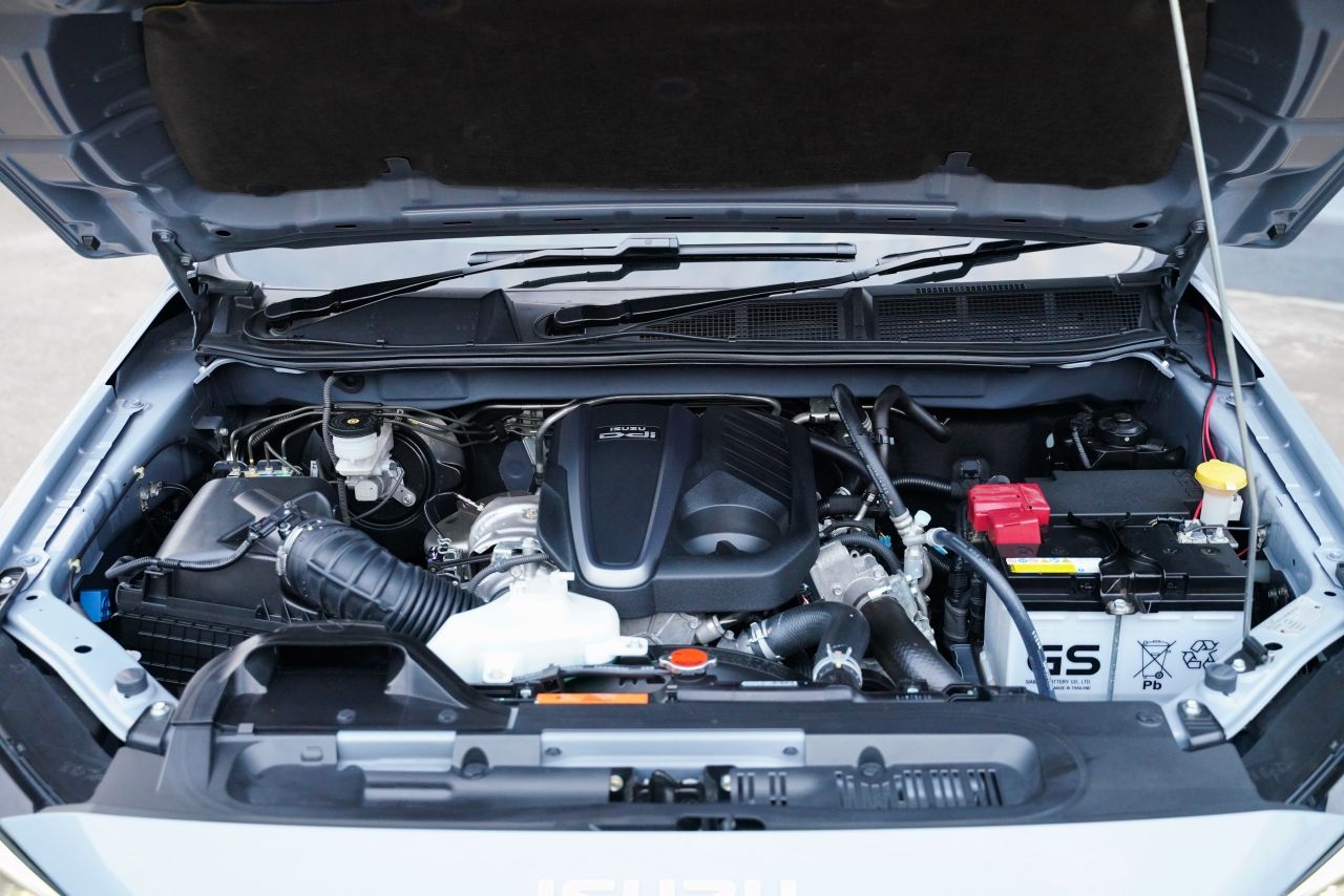 ISUZU MU-X RS 2.2 Ddi MAXFORCE 新悬挂系统实测评测