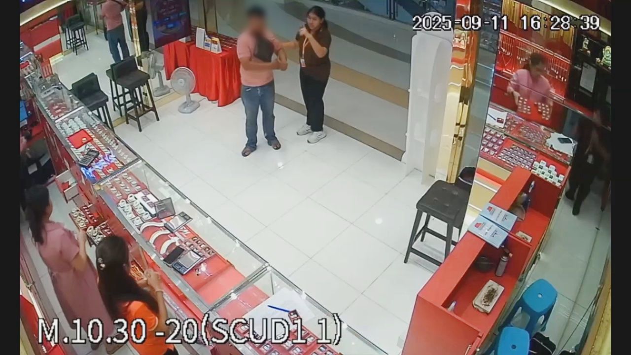 乌东家庭男子偷金戒指，声称想进监狱休息，妻子得知后带小孩冲入警局