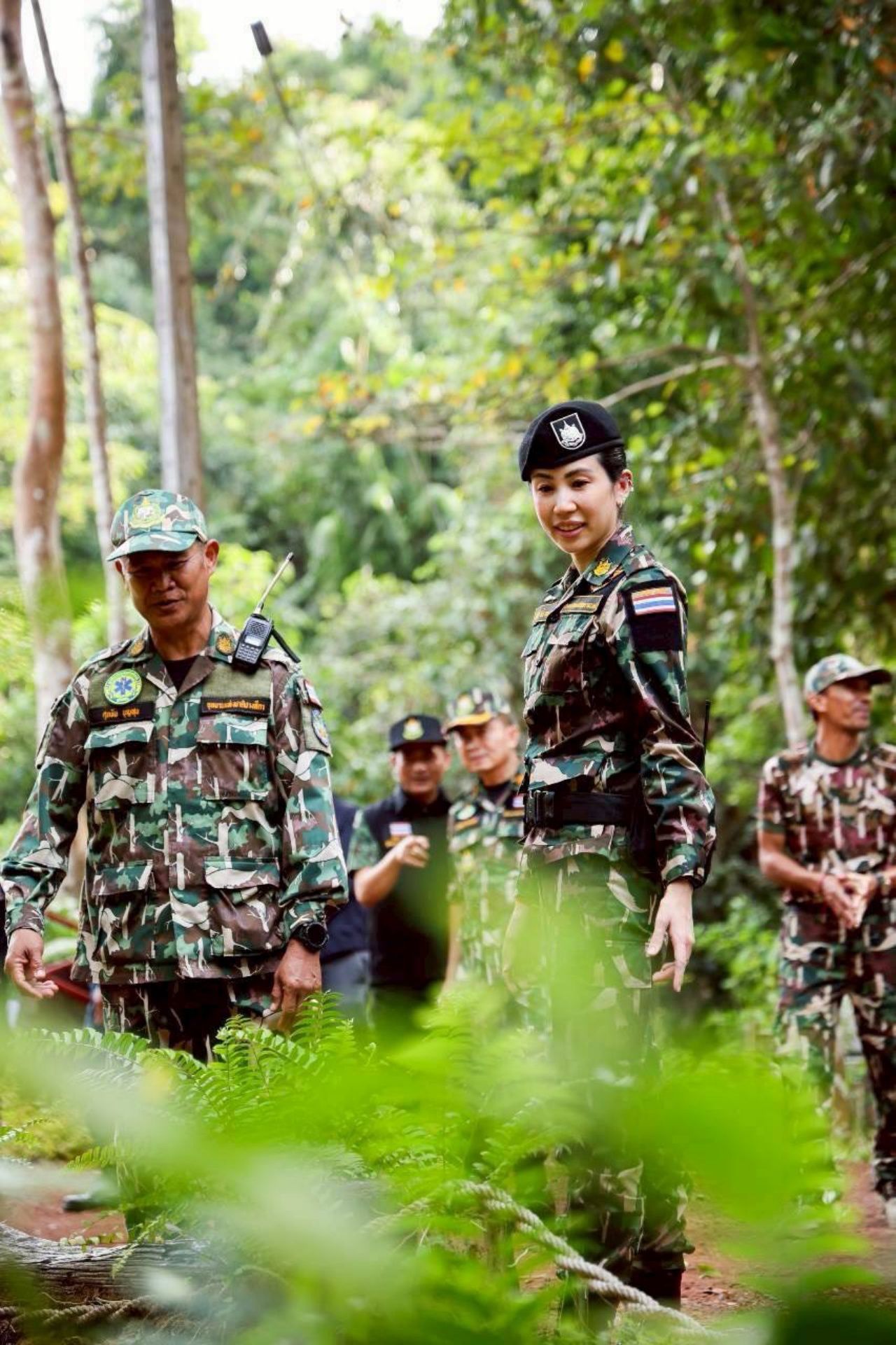 “通 吉达潘” 探访沙缴边境受影响者 为国家公园工作人员打气