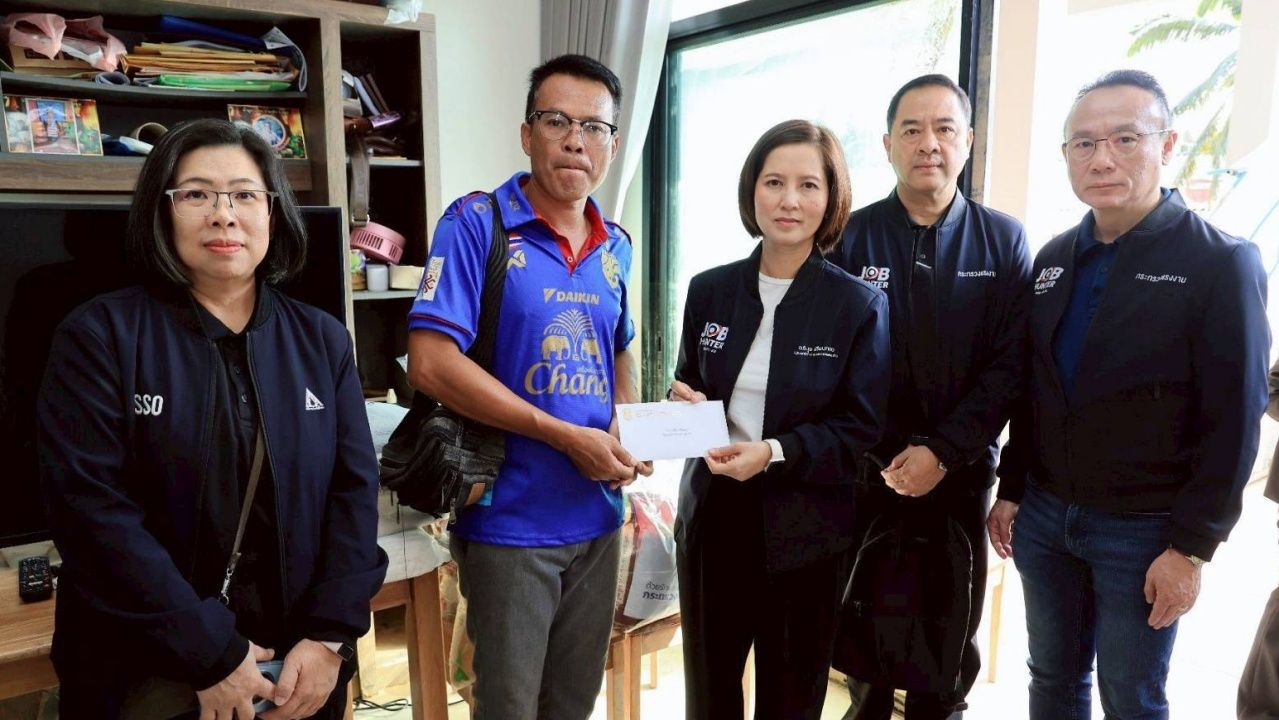 “帕克蒙”与“特里努”在避难中心对话,呼吁调集外地劳工加速城市重建,不仅仅依赖志愿者