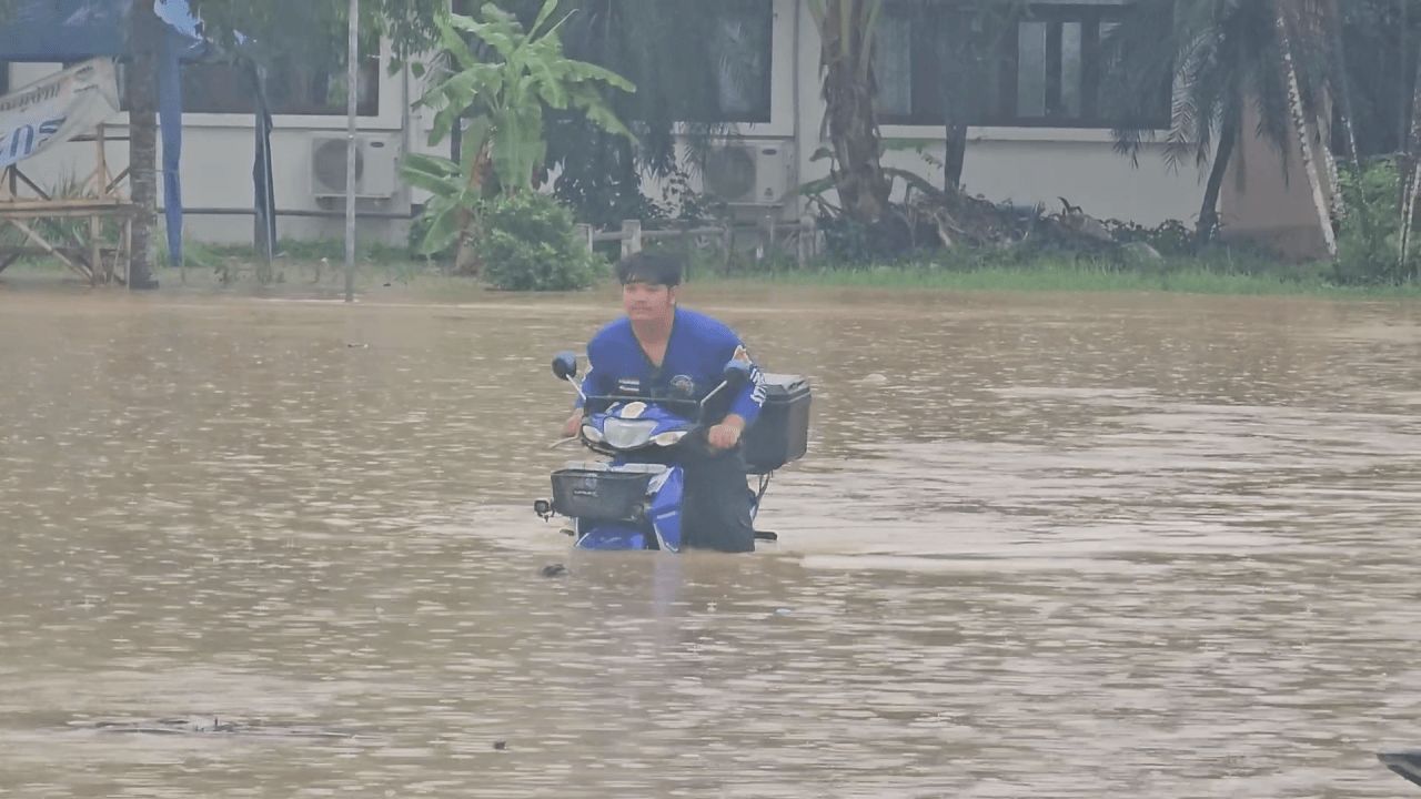 素叻他尼府猜亚县严重洪灾,影响超过40户家庭,提醒公众持续关注