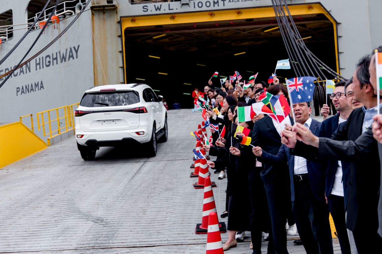 ISUZU 从泰国向全球市场出口 D-Max 和 Mu-X 已达 300 万辆