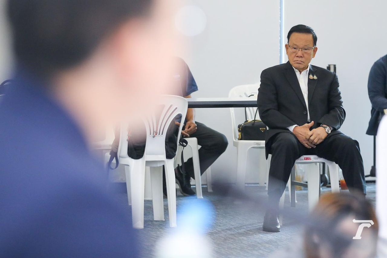 “发展·普拉穆帕特” 的经历：桑提之子，拟任副总理兼卫生部长