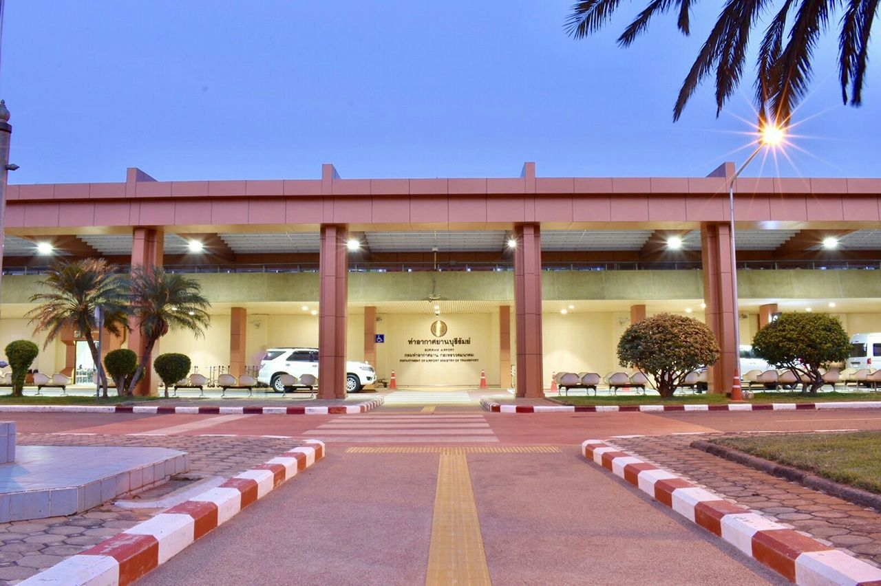 “玛莉卡”严令民航部门监控禁止在机场附近飞行无人机以确保航空安全