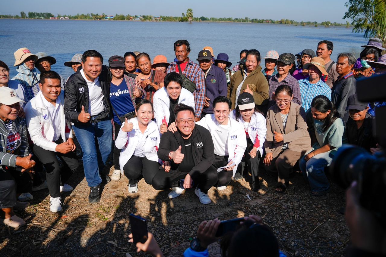 Yotsachan首次在Ayutthaya竞选活动, Anucha赞保泰国总理候选人为杰出人才