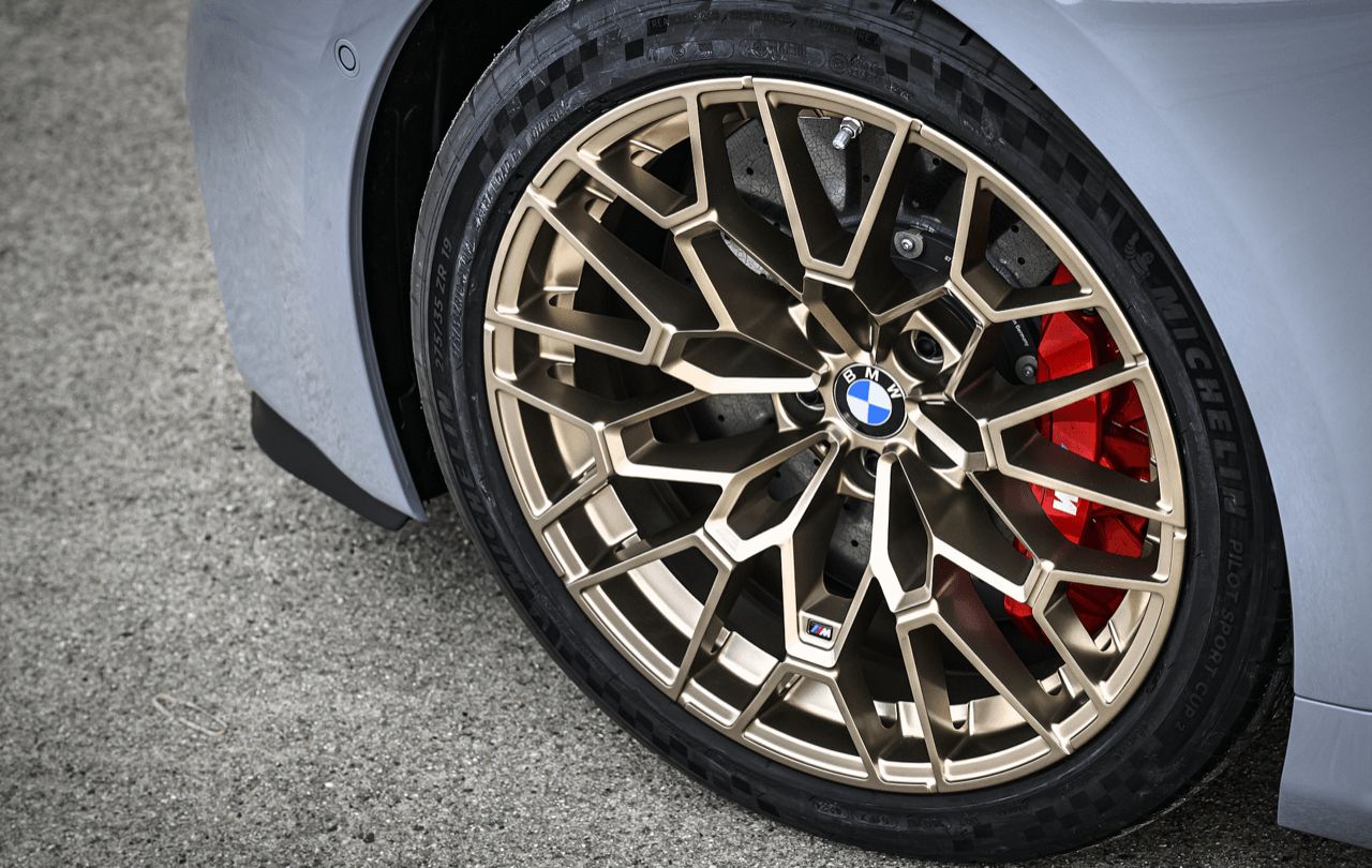 进口自德国的BMW全新M2 CS，530马力