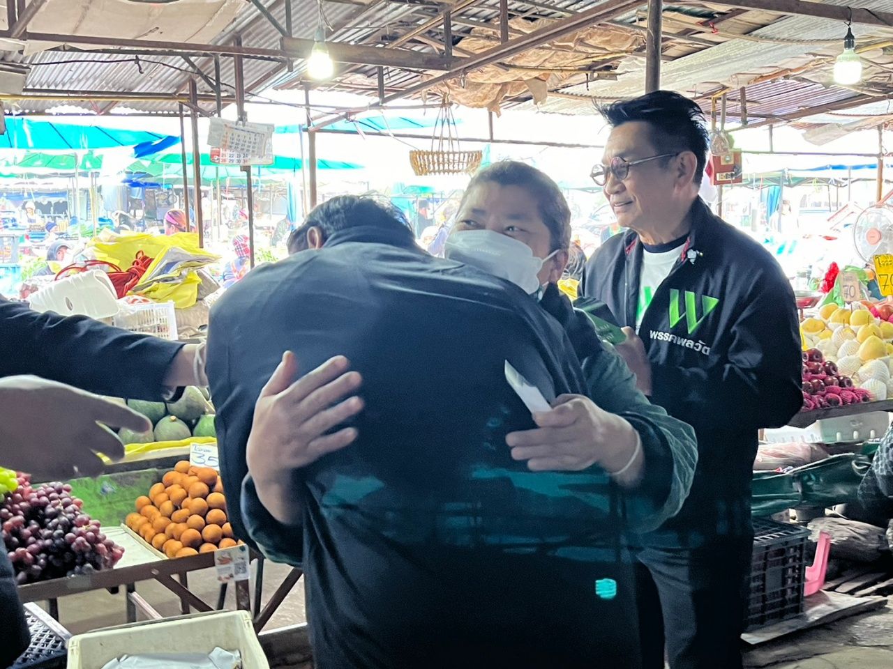 坤威领衔动态党竞选清莱，呼吁选民进入国会，全力以赴推动国家发展