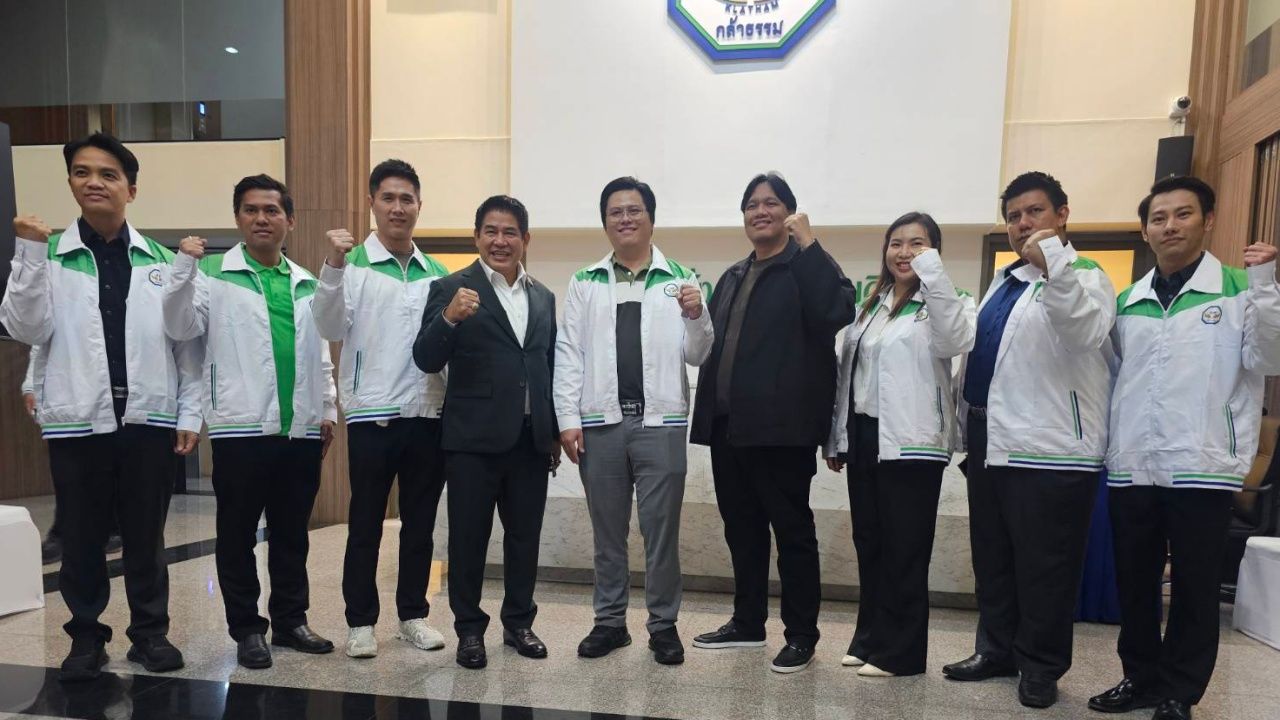 推出“Kunakorn” 前色党议员,披露相同的理念“想到就去做”