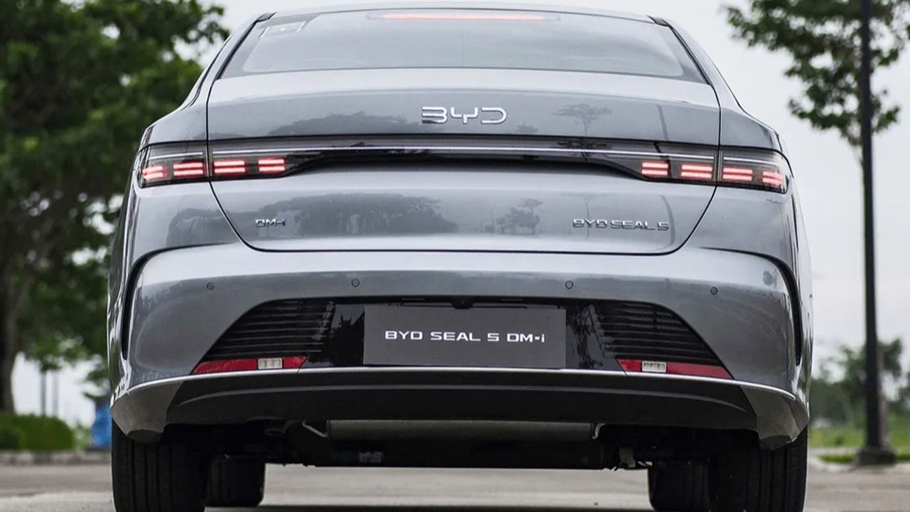 敢于挑战！BYD Seal 5 PHEV 定价挑战 Toyota Ativ Hybrid