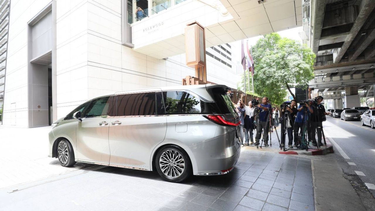 总理召集联合政府领导讨论部长配额