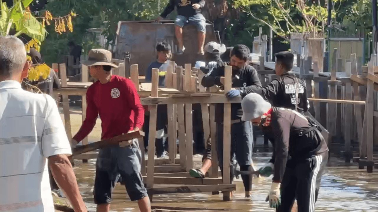 塞纳仍严重受灾，洪水淹没4个月部分区域水位下降，市政府加紧拆除木桥