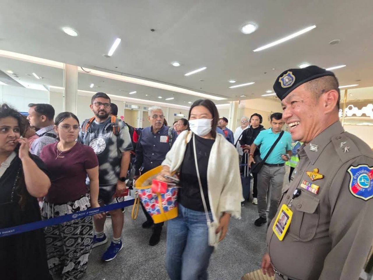 调查印度男子涉嫌在印度航空航班上威胁放置炸弹的行为