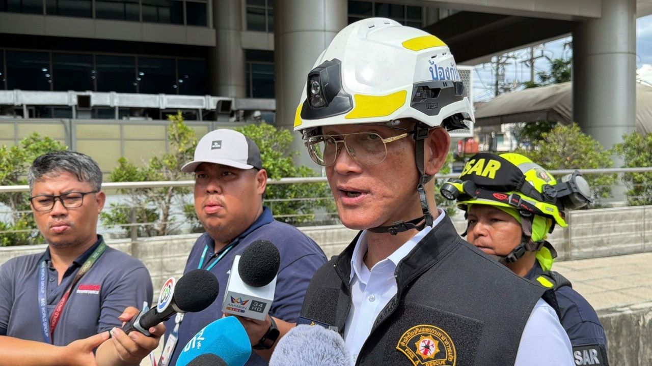 监控“三森警局”建筑风险加剧，因水流和土壤松动停止车辆救援