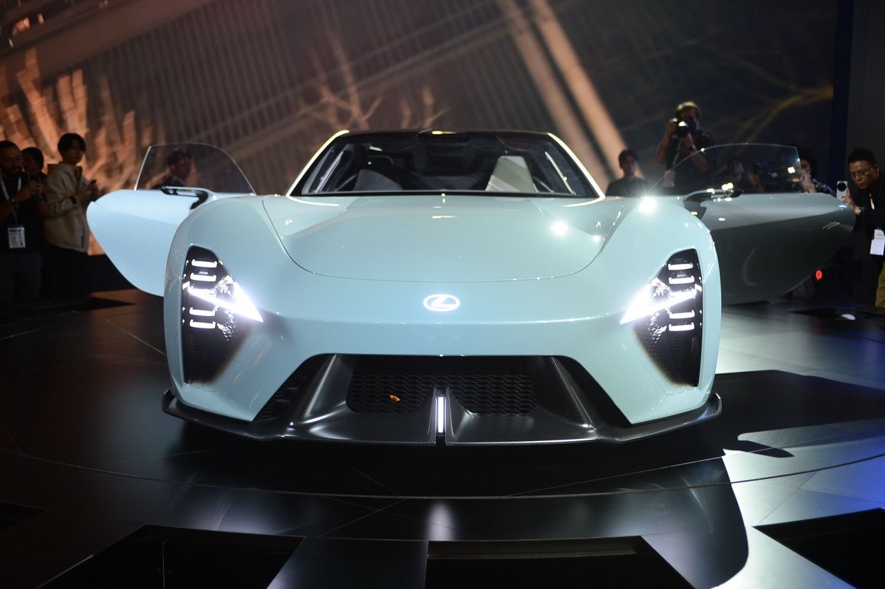 TOYOTA 确认在最新超级跑车采用新款 V-8 发动机