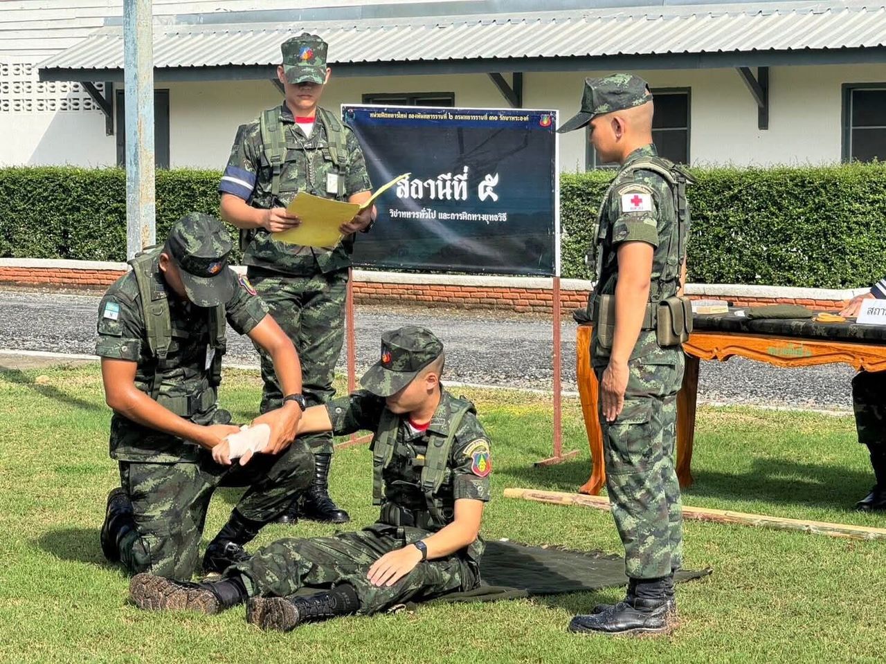 陆军司令重申第二批新兵训练政策必须达到同一标准,增加无人机的使用和对抗训练