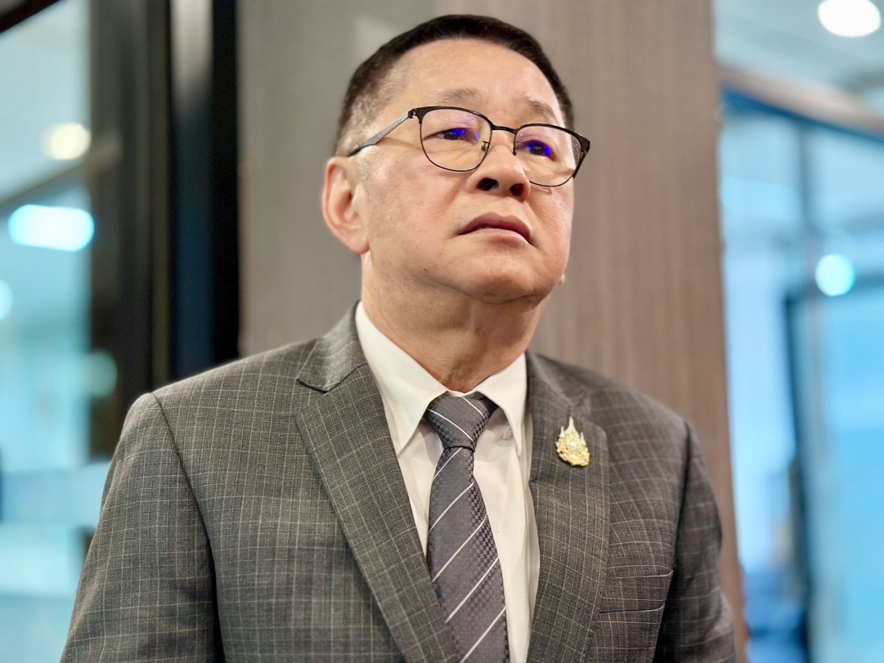 “普拉舍”宣布暂停510亿干旱应急资金 知道幕后黑手是谁了